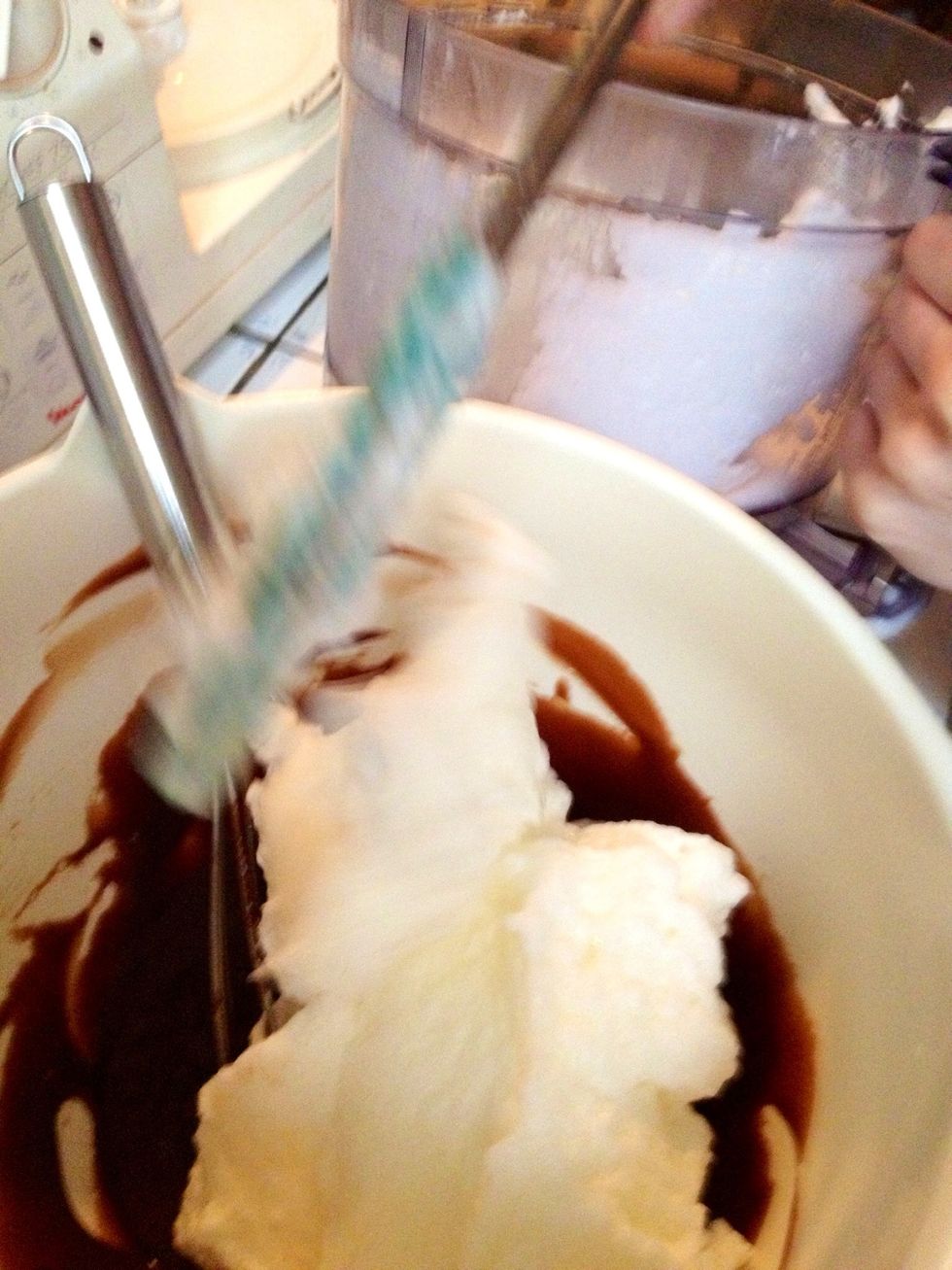 When the caramel and cream mixture form a "smooth" cool. Then stir in the stiffly beaten egg whites and mix gently to avoid breaking them.