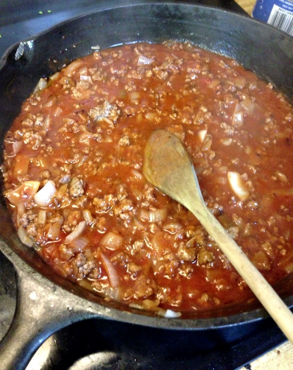 When the meat is brown, add the "untidy Joseph" sauce and stir to combine.