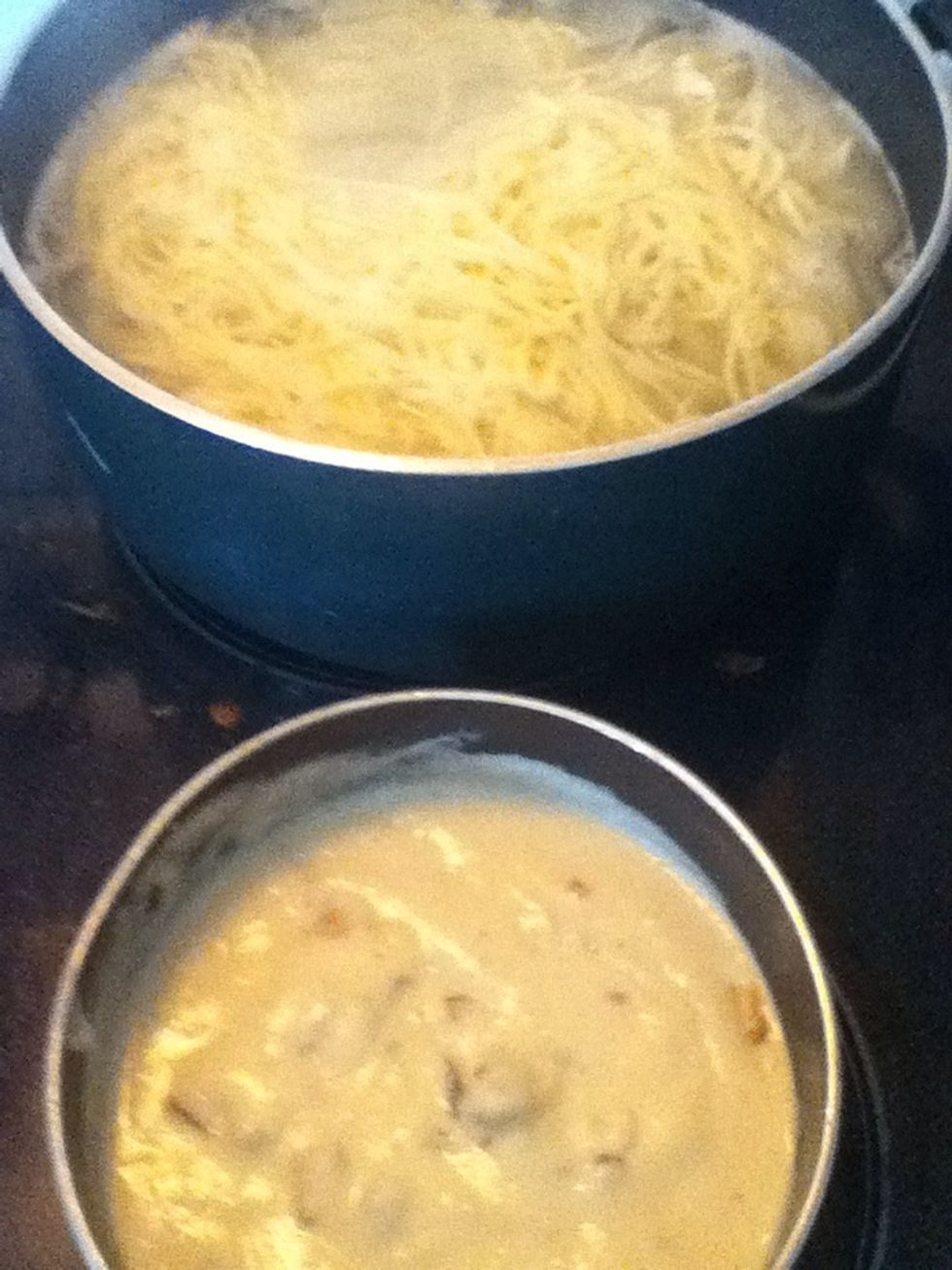 When the noodles are almost done add the chicken into the sauce