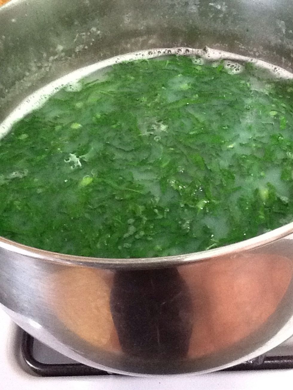 When the potato broth is done add the kale boil for five minutes after that add the olive oil Turn off the heat and cover the pot .