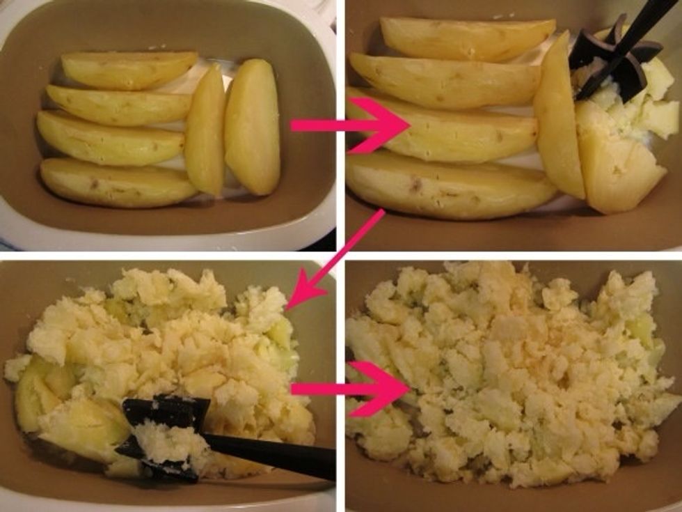 When the potatoes are done, mash them coarsely. I used the Mix \u2018N Chop by Pampered Chef.