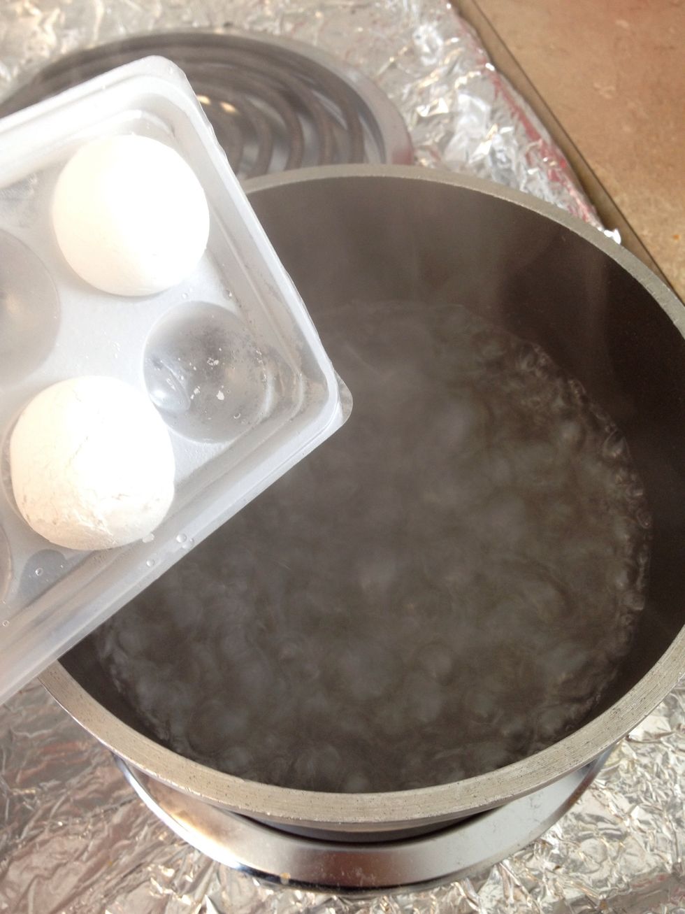 When the water starts to boil, put in the rice balls. I was only left with 2 of the sesame flavor in this demo, usually my mom can eat 10 on her own.