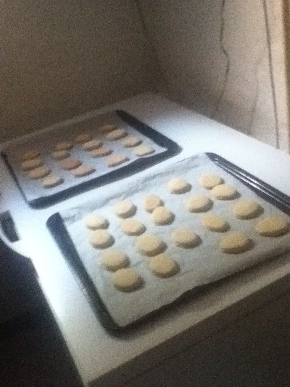 When they are done you can leet them cool for about 10-15 minutes.
