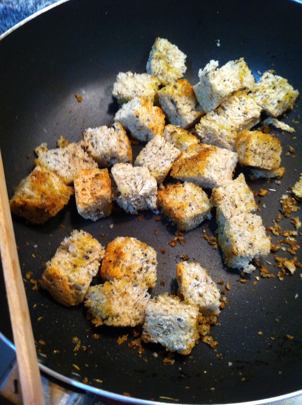 When they they're crunchy and golden and flavorful of the peppers, rosemary and garlic turn off the fire and let sit for a while