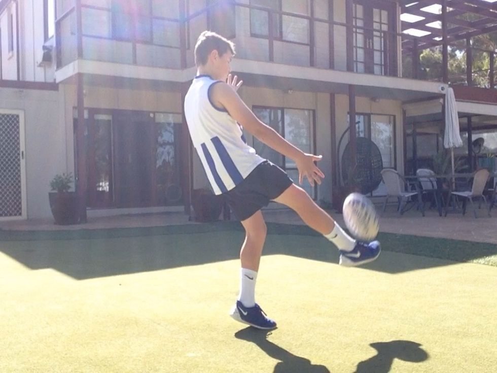 When u go to kick the ball try your headset to aim the ball to your foot and the footballs bottom point on you shoe lashes and behind your toes as u can see on the photo