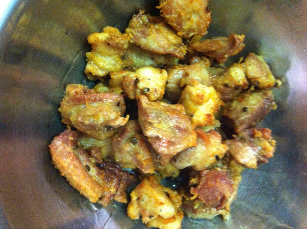 When u see the chicken starting change to be brown color just take off from wok