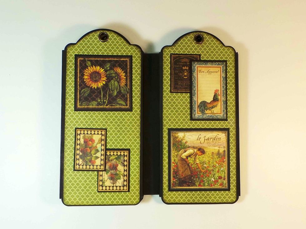 When we flip open the front cover, we see these two tags. Next we'll open each one of these to the left and to the right....