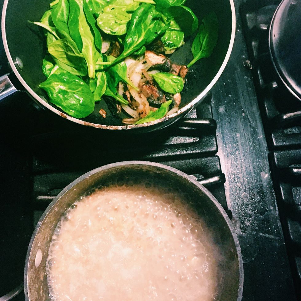 when you add them together it will make a savory healthier "risotto" but it will be oatmeal instead of risotto!!