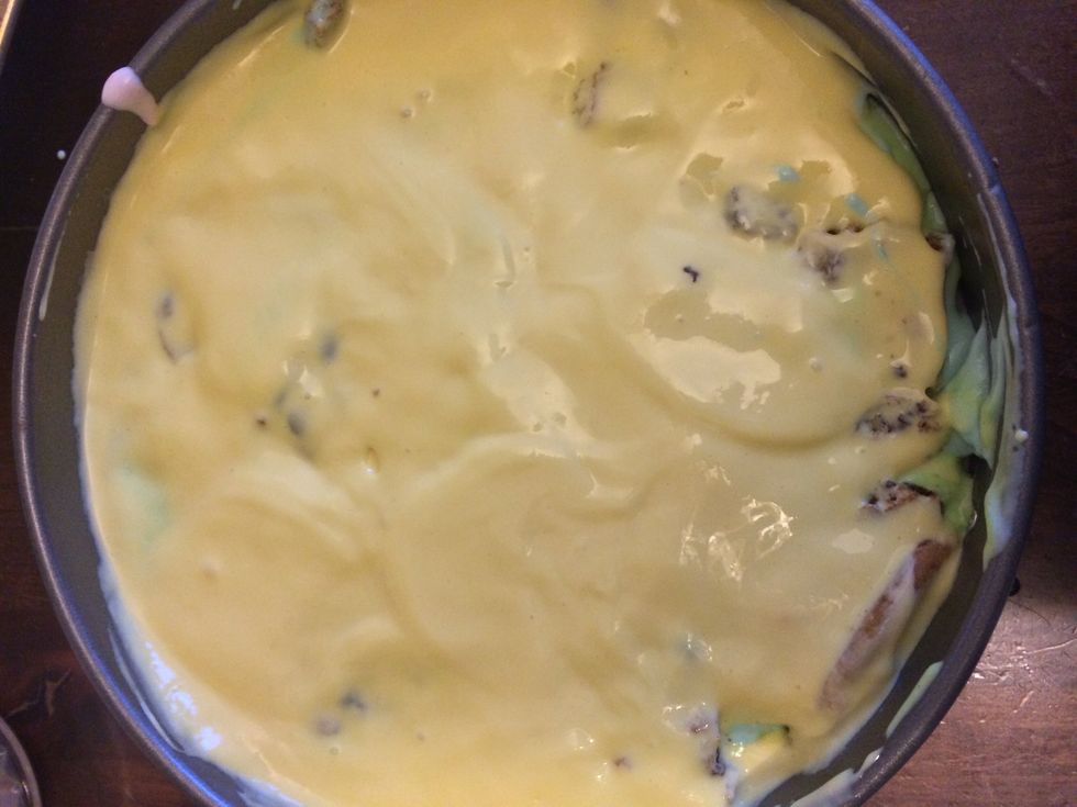 When you apply the last layer put in the refrigerated for at least one hour