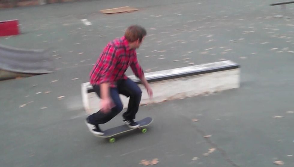When you approach the ledge it helps to roll directly beside it and have your shoulders slightly turned.
