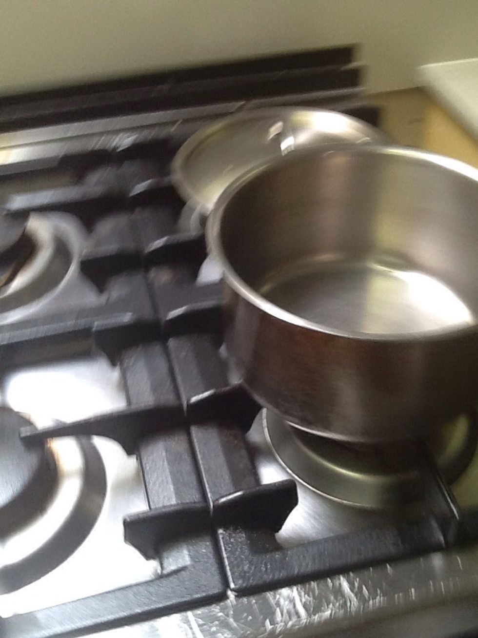 When you first put the minced meat in you should put you pasta into boiling water while your waiting for the meat to develope colour