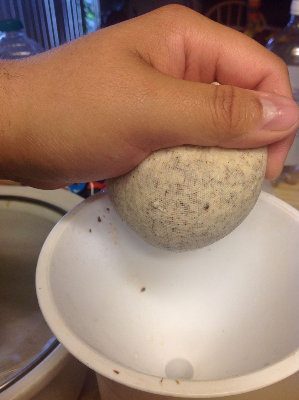 When you get near the end, you can squeeze out as much of the liquid as possible from the remaining granules.