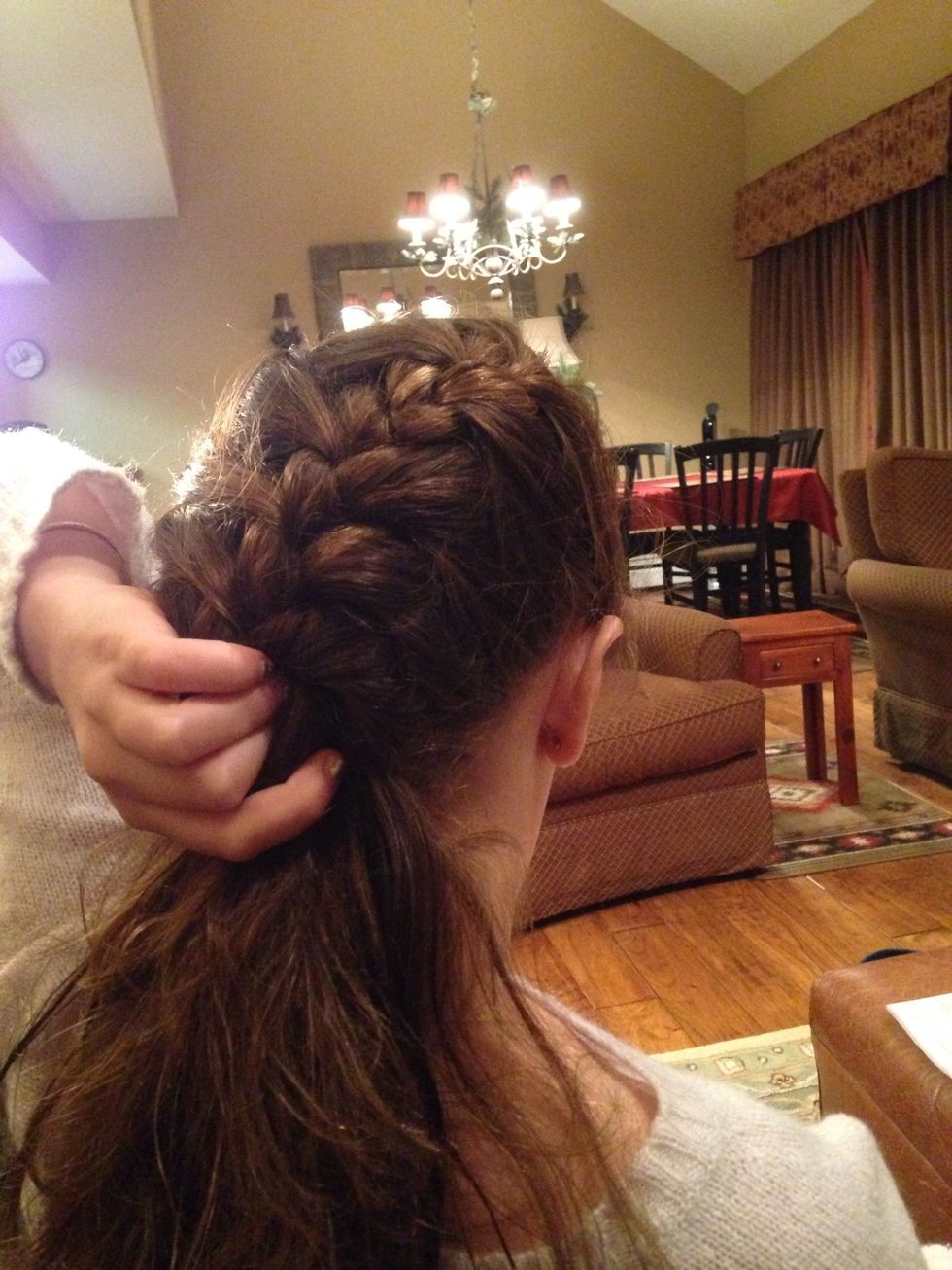 When you get to about here, you might have to start adding pieces from more underneath the braid
