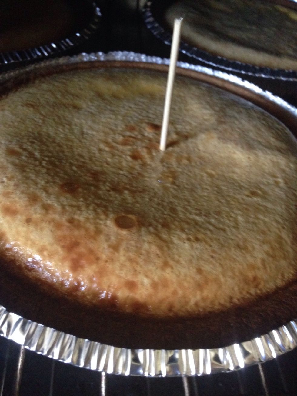 When you insert toothpick to the custard and it stand up tall it mean it's ready \ud83d\ude0b