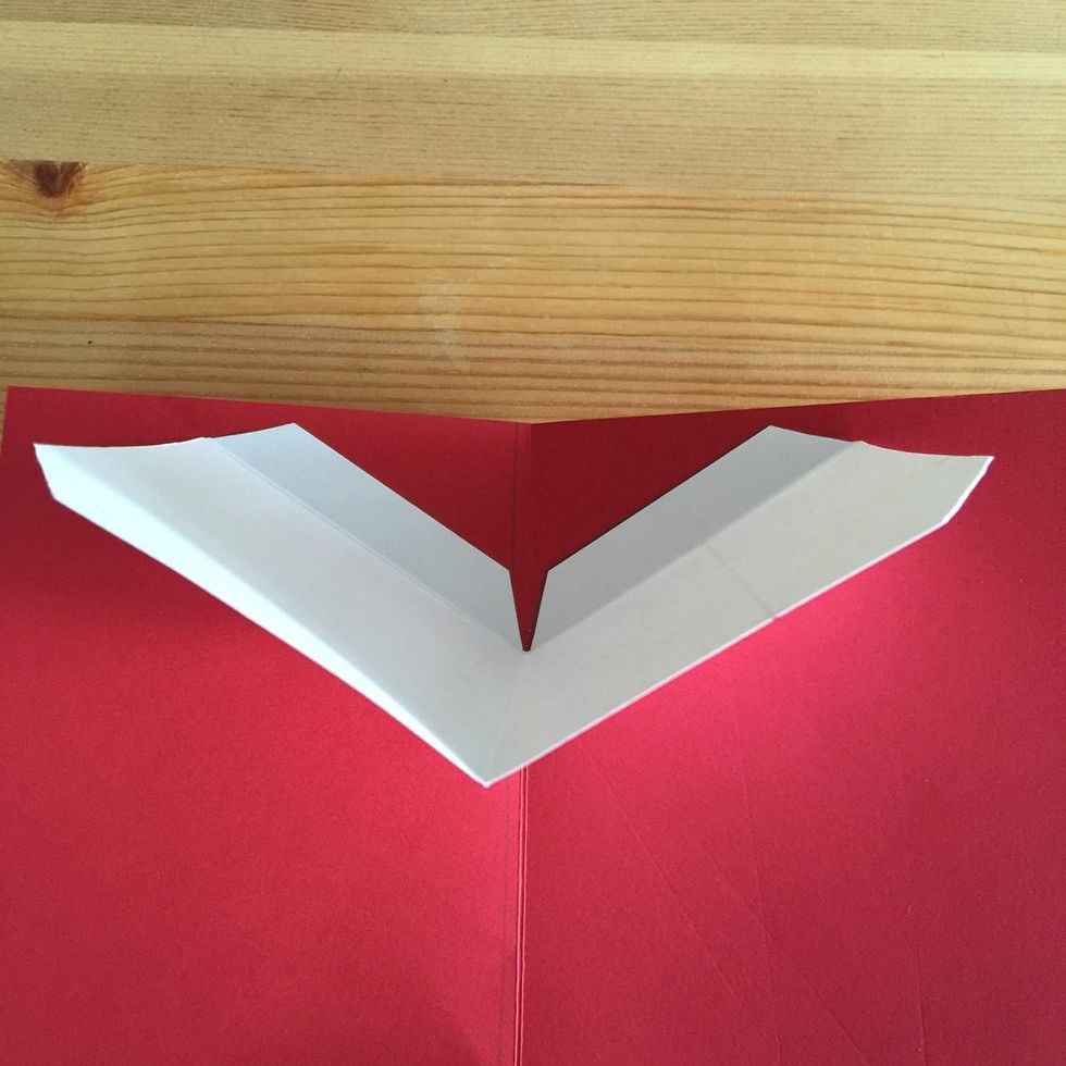 When you open the card it will look as shown. Test to verify that the pieces do no protrude from the edges when you close the card.