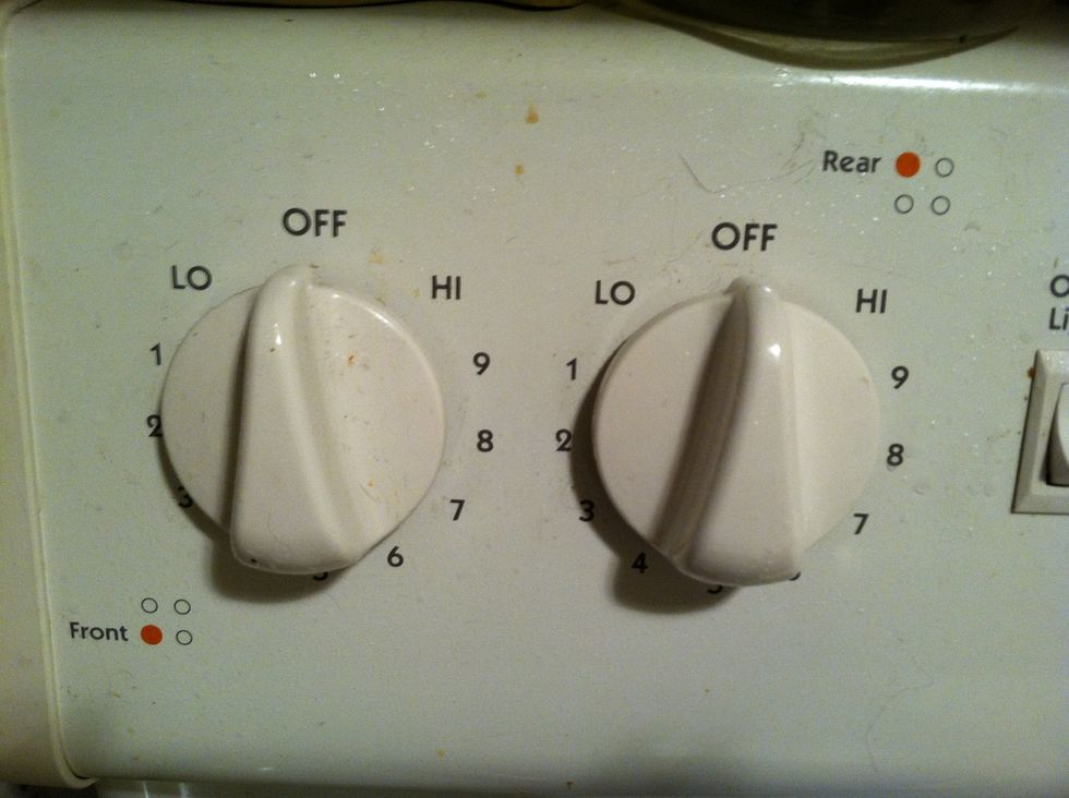 When you place your uncooked bacon in the pan, make sure the pan is COLD -\u2014 meaning, do not "preheat" the pan.