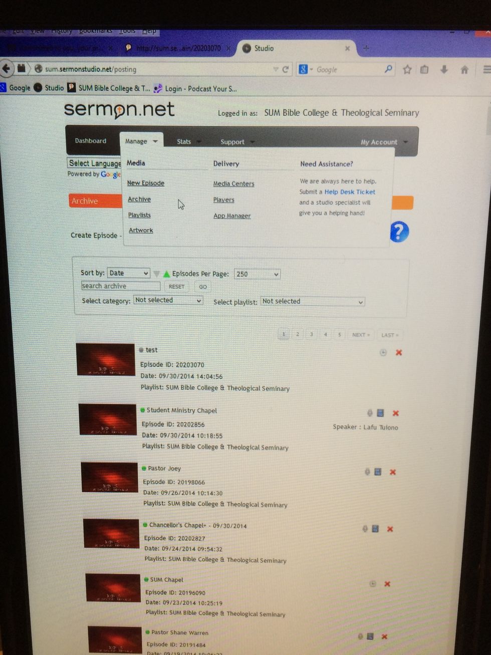 When you pull up the archive, a microphone indicates that there is audio, and a film strip indicates there is video.