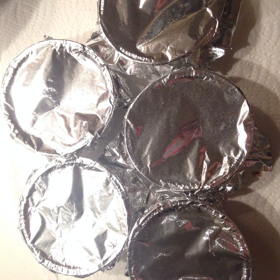 When you want to eat them, heat the oven at 220 celsius degrees and put them in directly from the freezer (remove the foil) for 13-14 minutes. Then put on a plate and garnish with ice cream. enjoy!