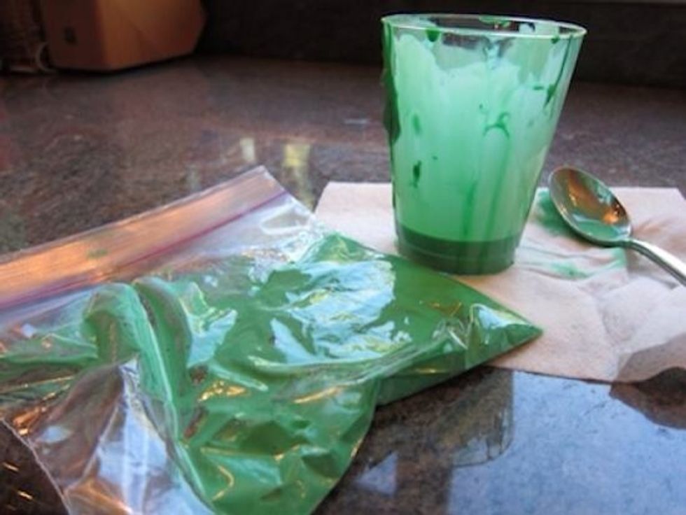 When your done playing with it put in a ZIPLOCK BAG