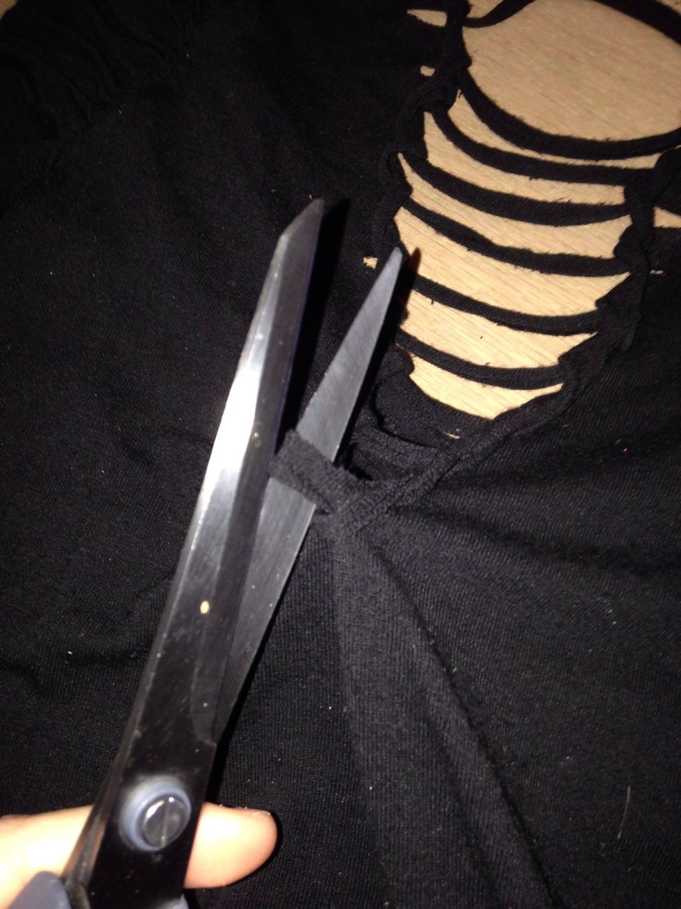 When your reach the last string, cut it over.