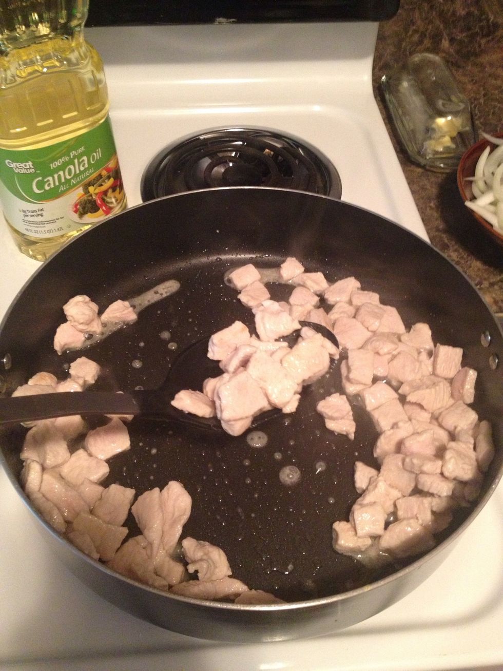 When your turkey is cooked move it over to a clean bowl using a slotted spoon. You want to drain the oil and juice off the best you can.