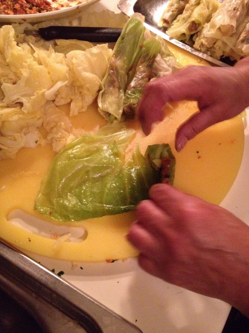 While rolling make sure you take the sides inwards to ensure sides are closed.