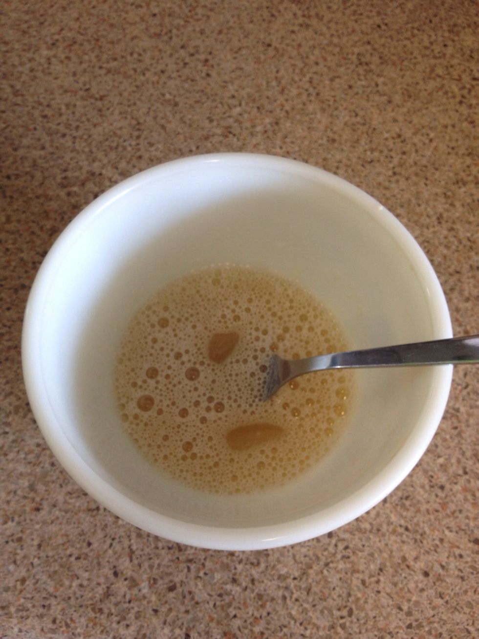 While sugar mixture is heating, sprinkle gelatin over remaining warm water. Place over a double boiler to heat until gelatin has completely dissolved.