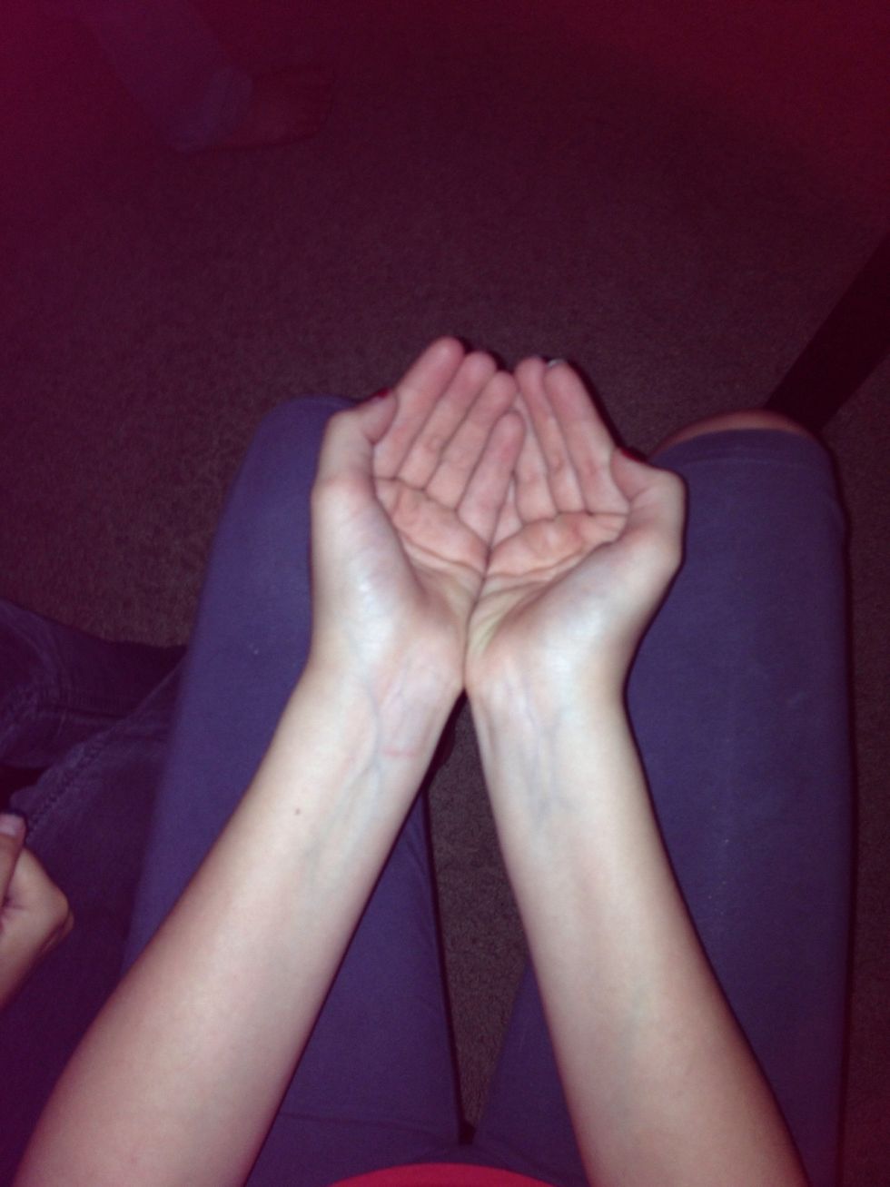 While the app is downloading, take a picture of your hands in a cupping position