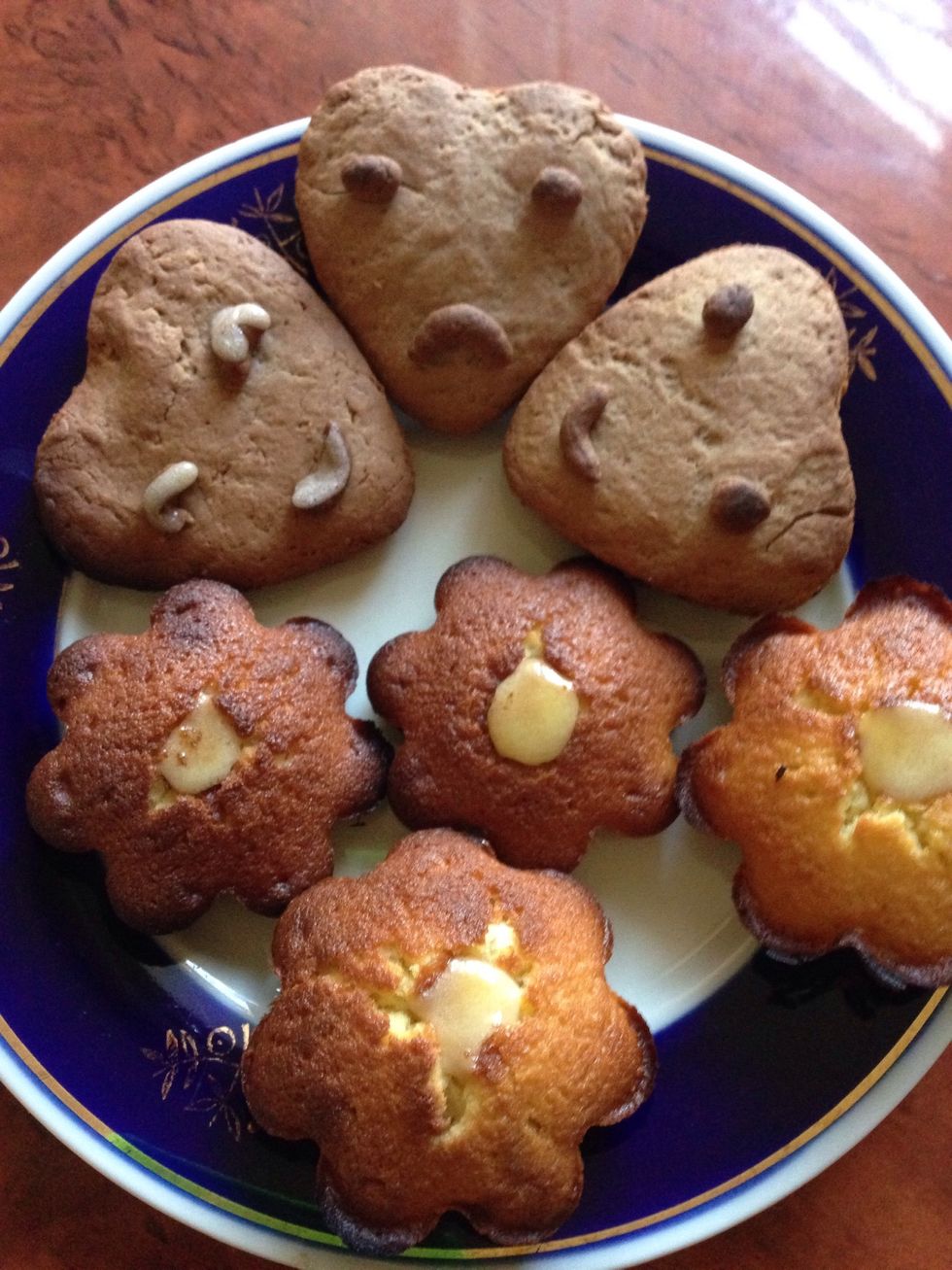 While they were cooling I used my leftover dough and made these funny cookies \ud83d\ude0a\ud83d\ude0a\ud83d\ude0a