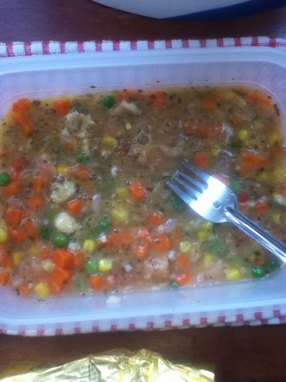 While waiting for the pan to get sizzling hot, mixed your egg mixture evenly like so..