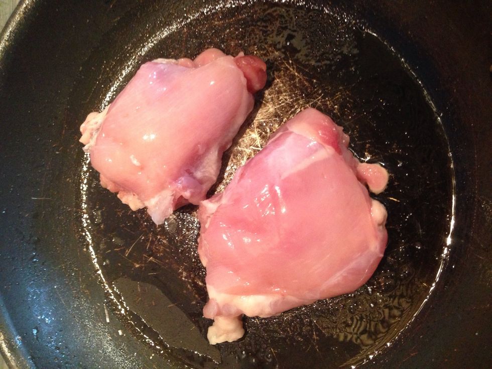 Whilst the potatoes are boiling add your chicken into a hot frying pan of olive oil