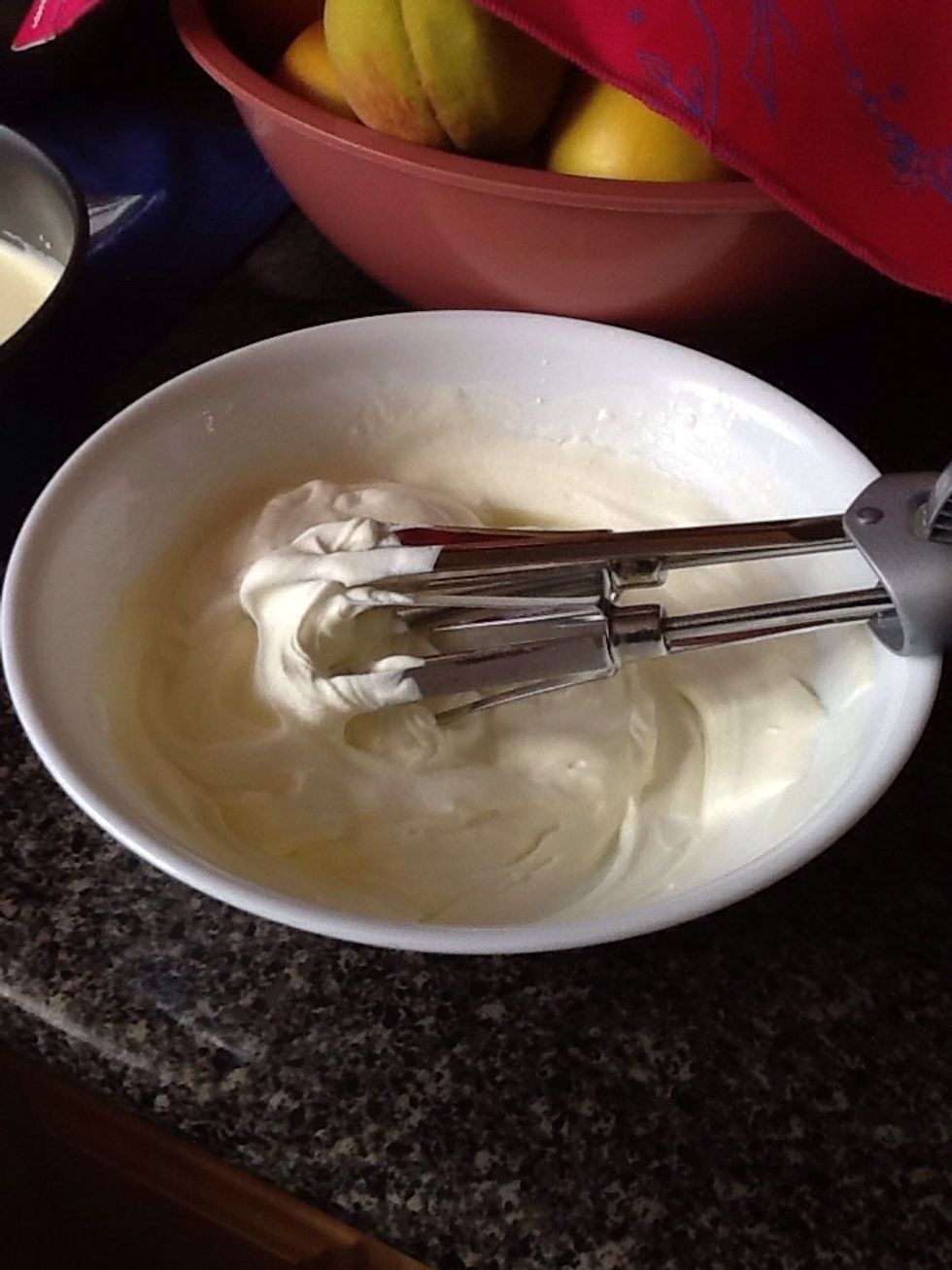 Whip some more cream and place on top of cake