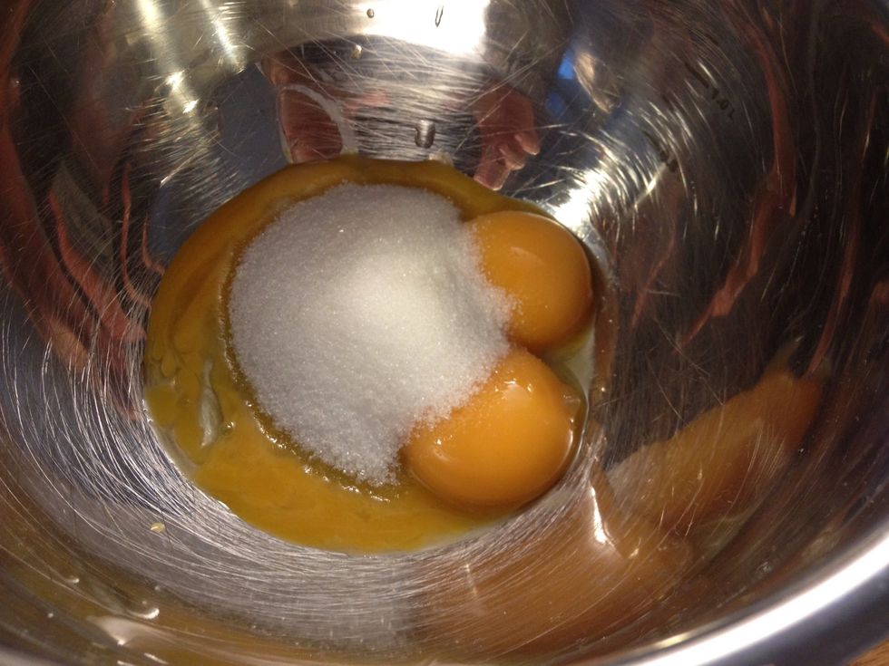 Whip the egg yolks and sugar.