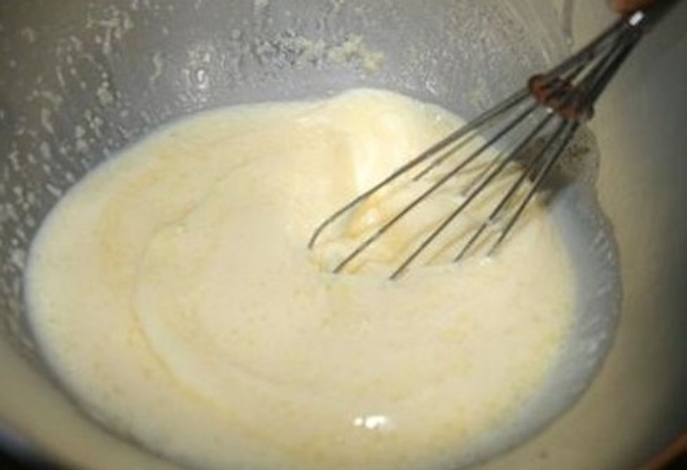 Whisk 1/3 of the eggs/milk mixture into the flour mixture until no lumps remain. Then whisk in the remaining eggs/milk mixture until batter is smooth.