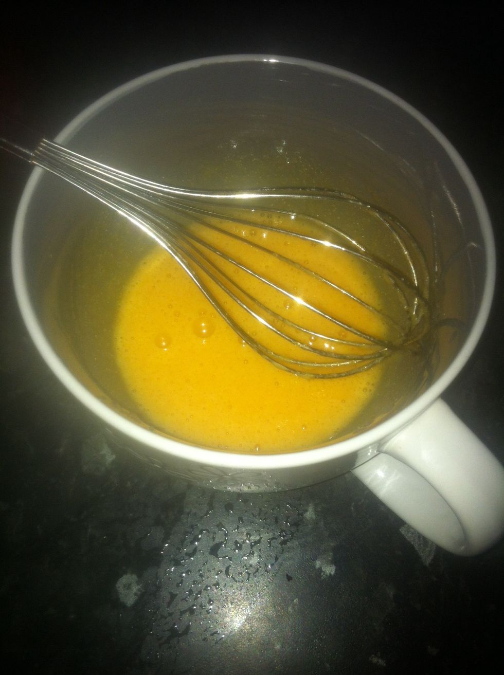 Whisk the egg yolks and sugar in a bowl.