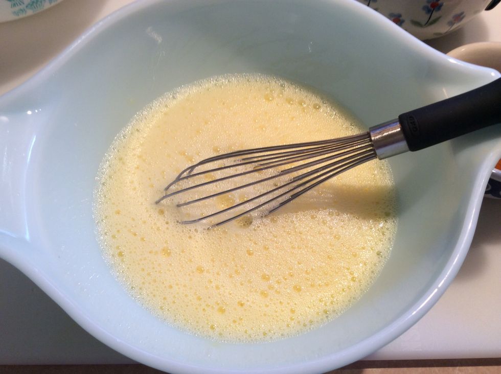 Whisk together the egg yolks and milk. Set aside.
