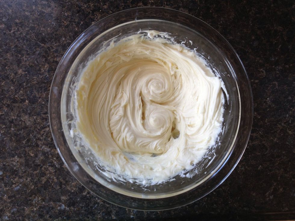 White chocolate and cream cheese mixture.