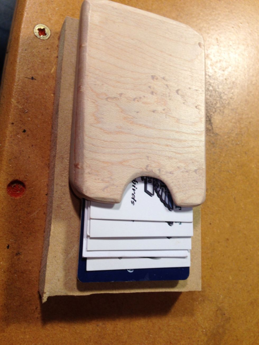 Will hold 10 business cards or several credit cards.