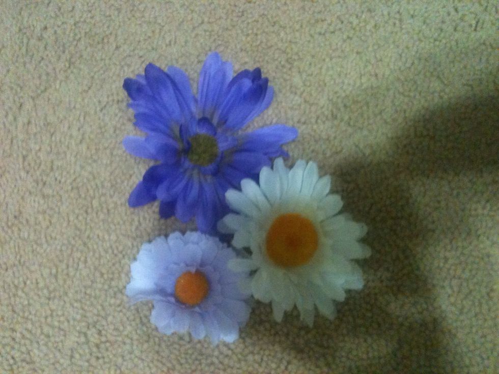 Will your waiting pick out some artificial flowers you would like to use \ud83c\udf37