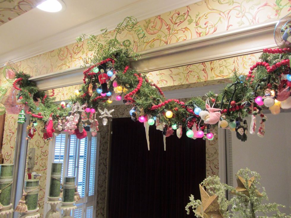 Wiring up gorgeous garlands takes lot's of time!  Once you have them looking full and pretty - who wants to dismantle them after Christmas is over?  That takes too much time, effort, and energy!