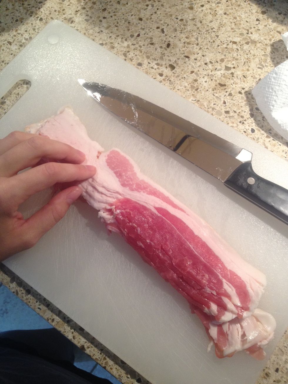 With a recipe like this, it pays to prep all ingredients in advance. Take 8 slices of bacon.