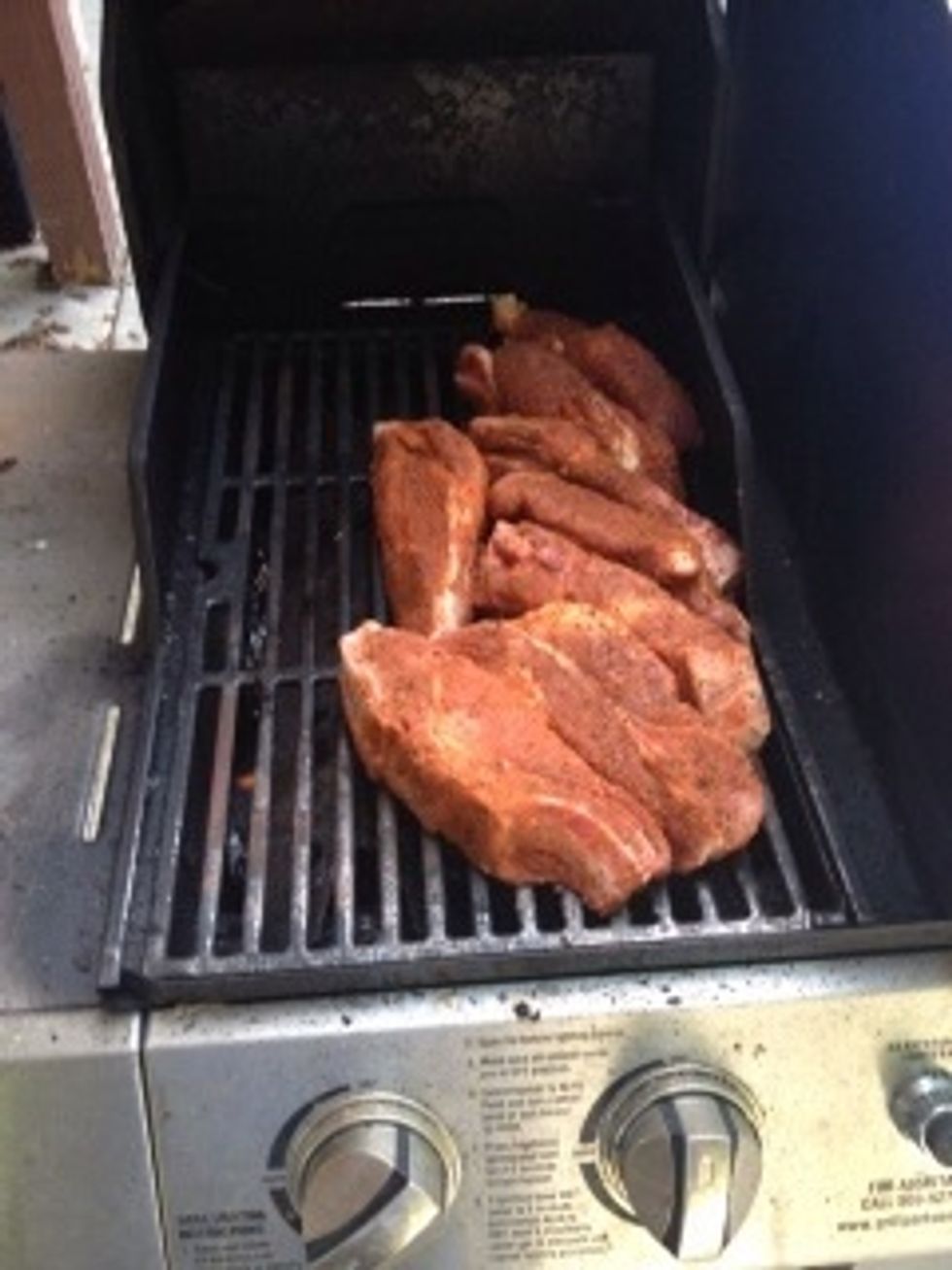 With only one burner on, place the meat on the opposite side of the flame. Smoke the meat for about 30 mins. DON'T open the lid you'll let all the smoke out!