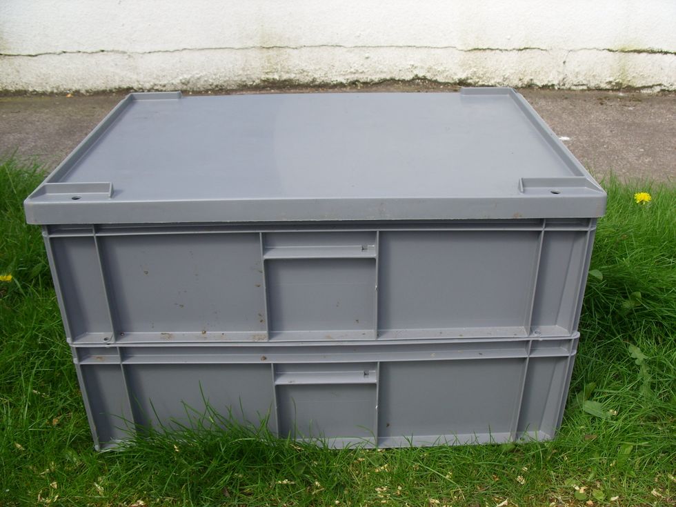 Worms like a moist environment so make sure to keep the lid on the top tray and out of direct sunlight. This will help keep it damp, protect it from rain as well as from animals trying to get in.