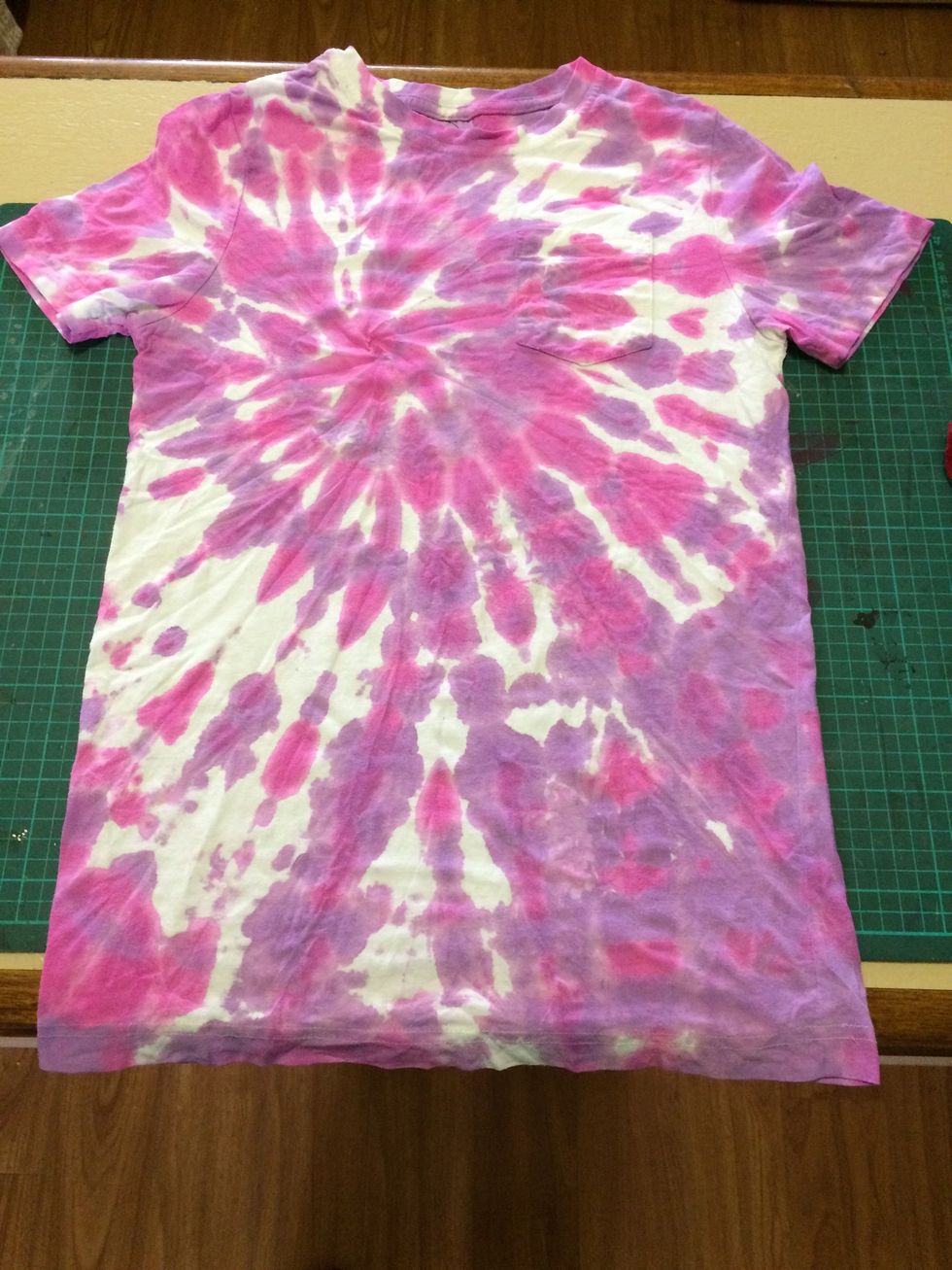 Wow. How much better is that. Hang it up to dry. Then iron to set the colour. Put a thin cloth between iron and paint to stop scorching.