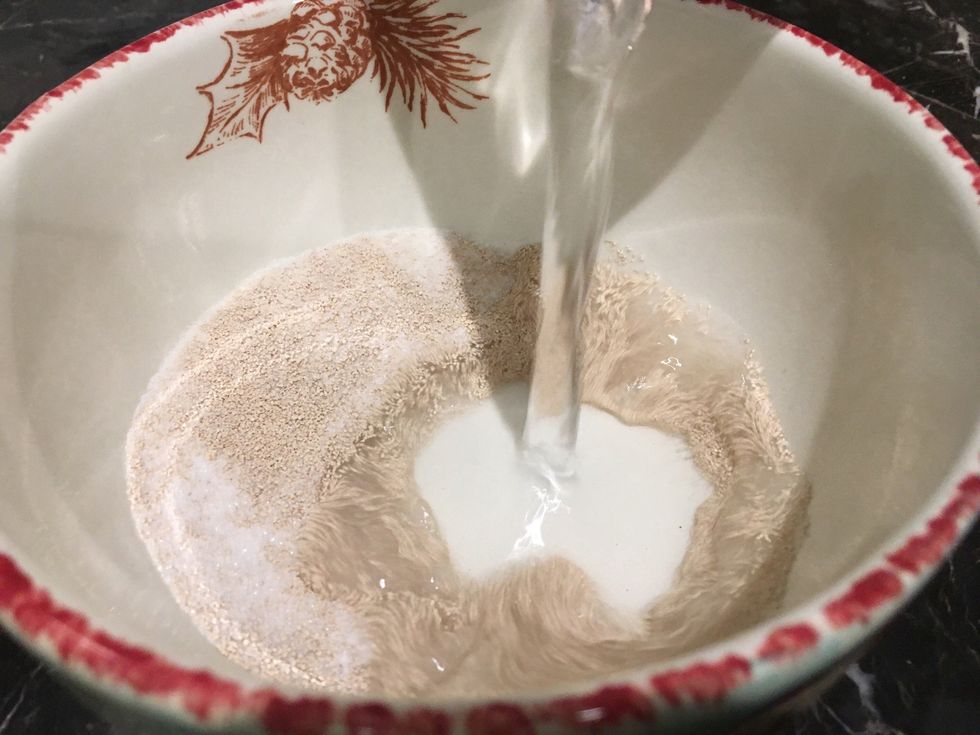 WOW!! That picture tho!! Pour in the water