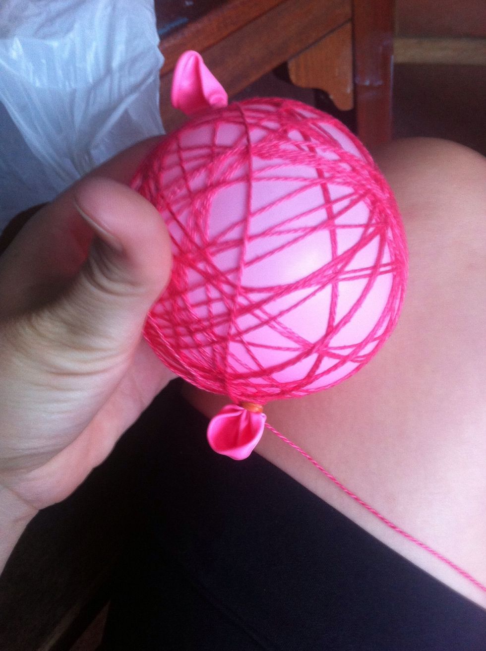 Wrap it around the balloon