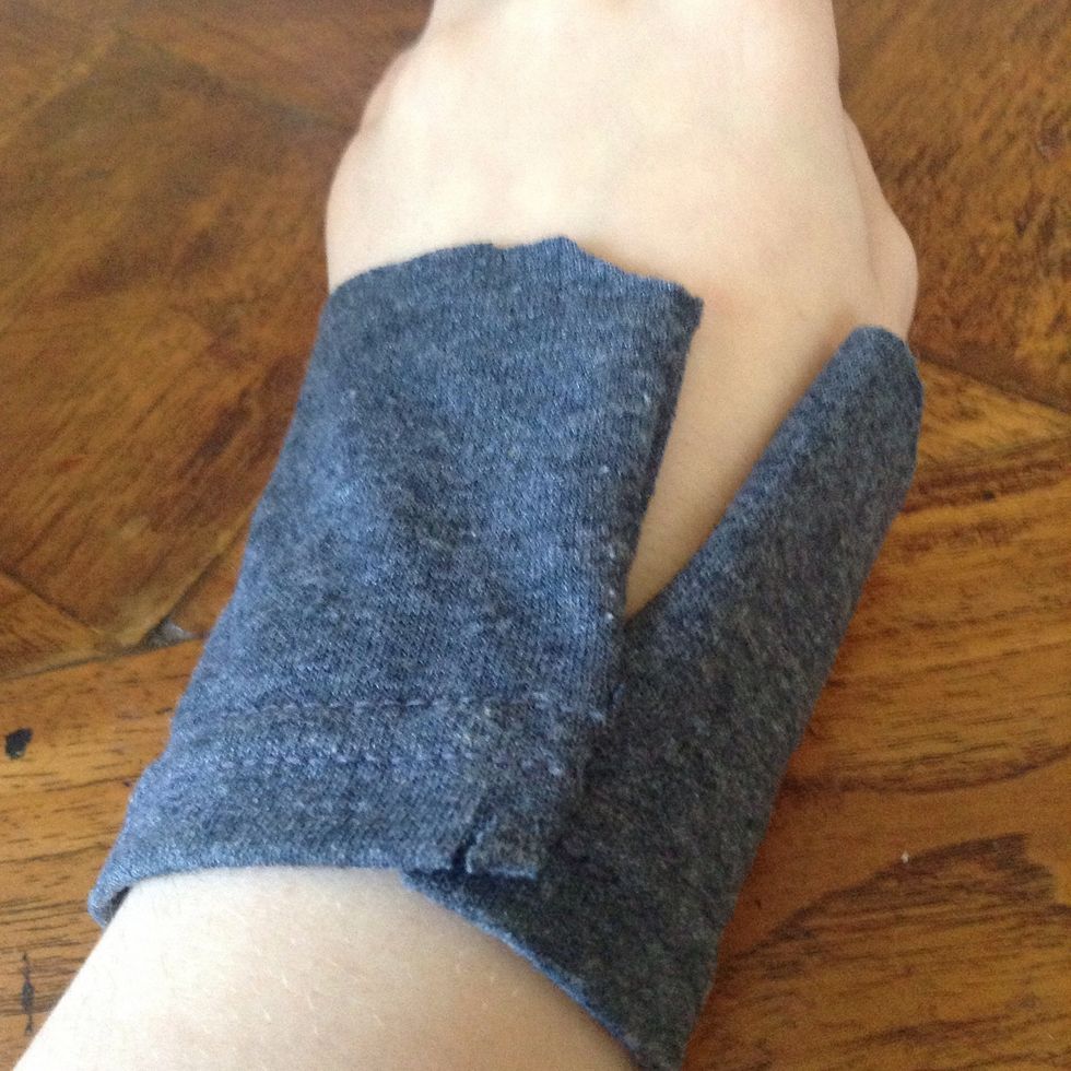 Wrap it around your wrist, to make sure it fits correctly (the fit should be loose, so you can slip it on and off)
