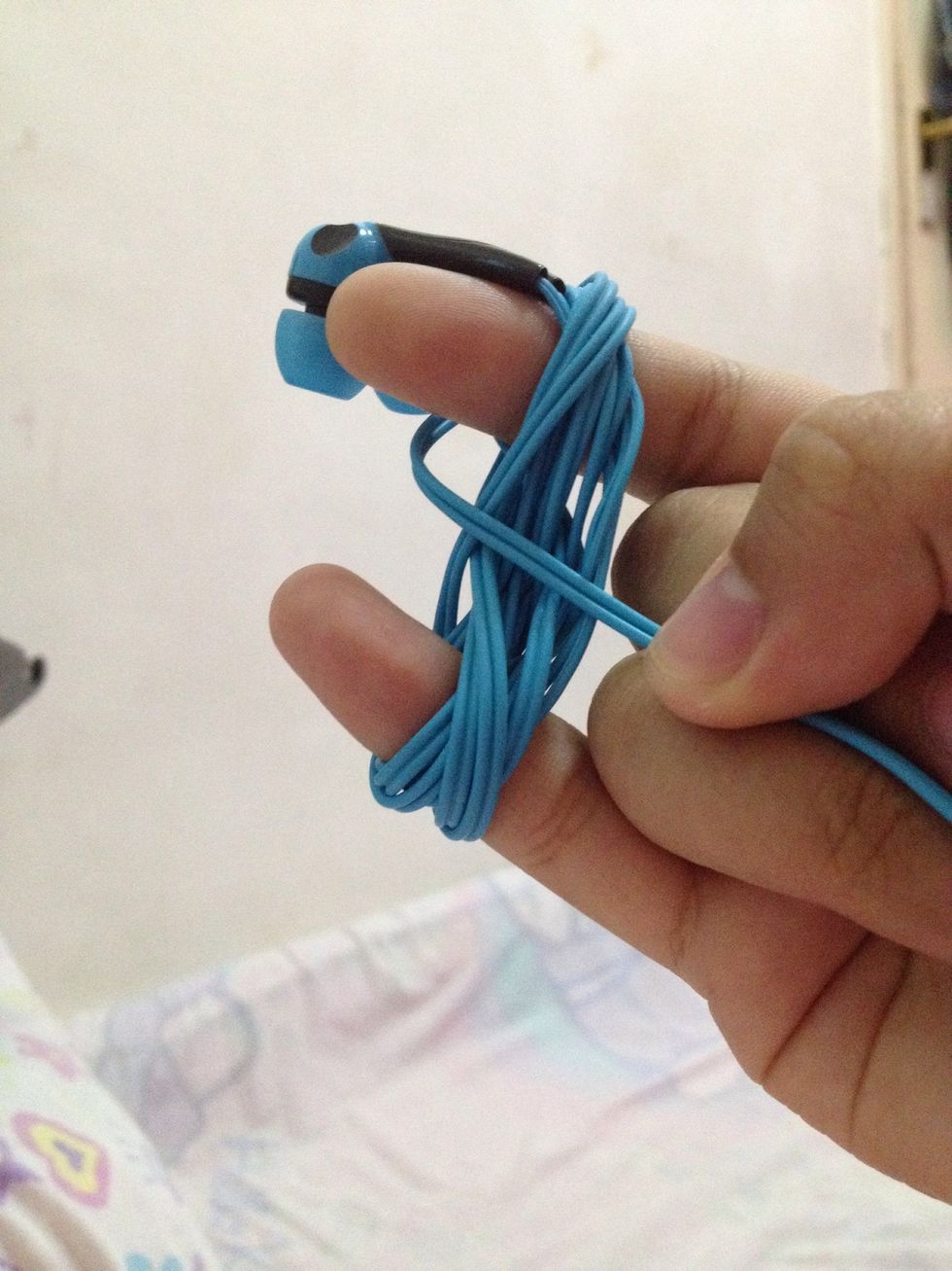 Wrap it like this \u261d\ufe0f\ud83d\ude0c (see photo).