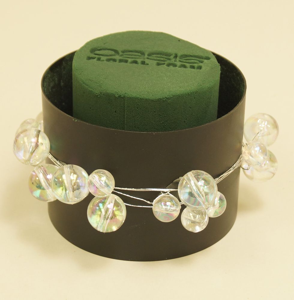 Wrap Mega Beaded Wire around container.