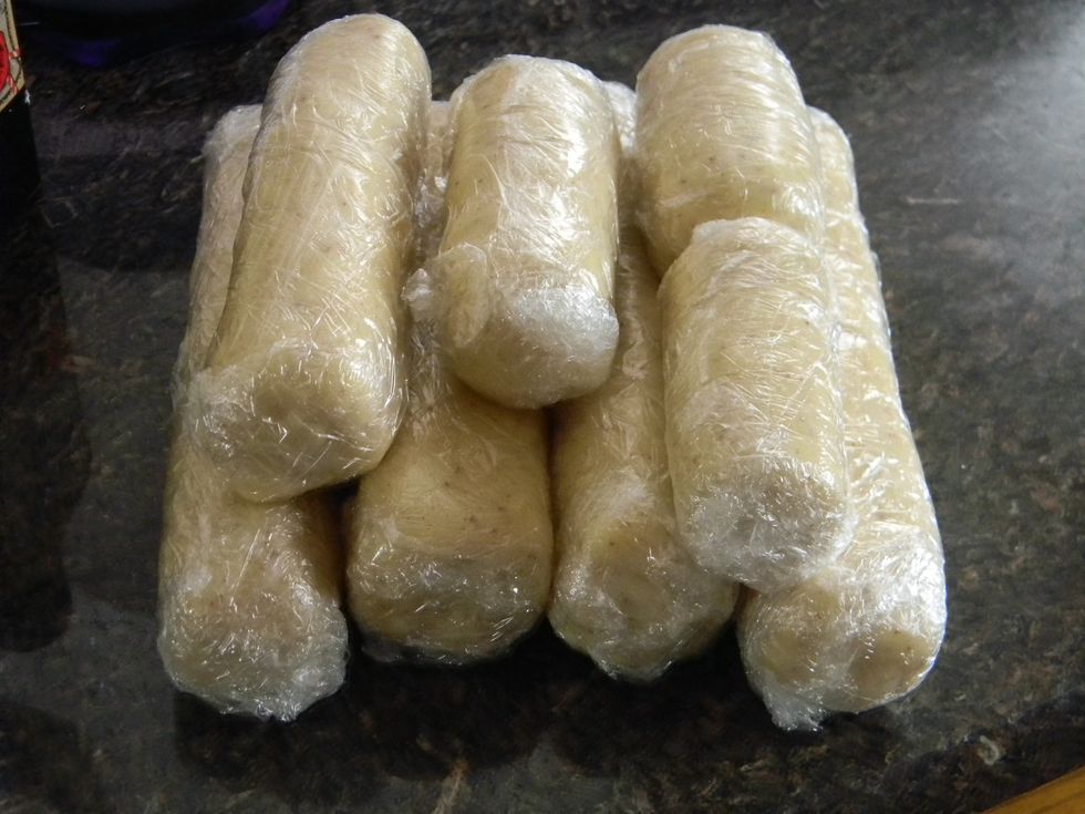 Wrap them up and pop them in the freezer until you are ready to bake them or for at least 1h. You can keep them in the freezer like this for two month.